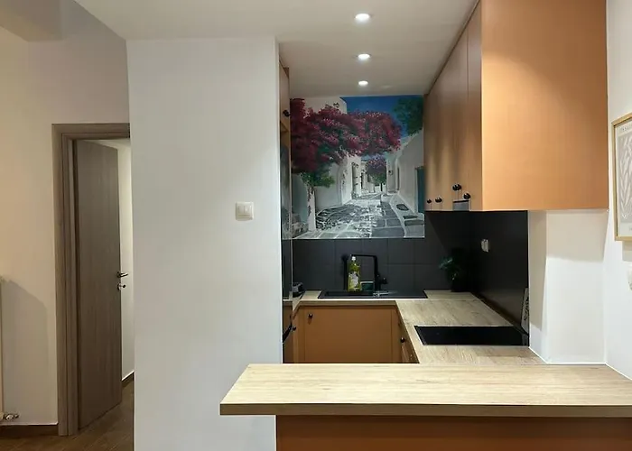 Spacious Stulish 2 Bd Flat