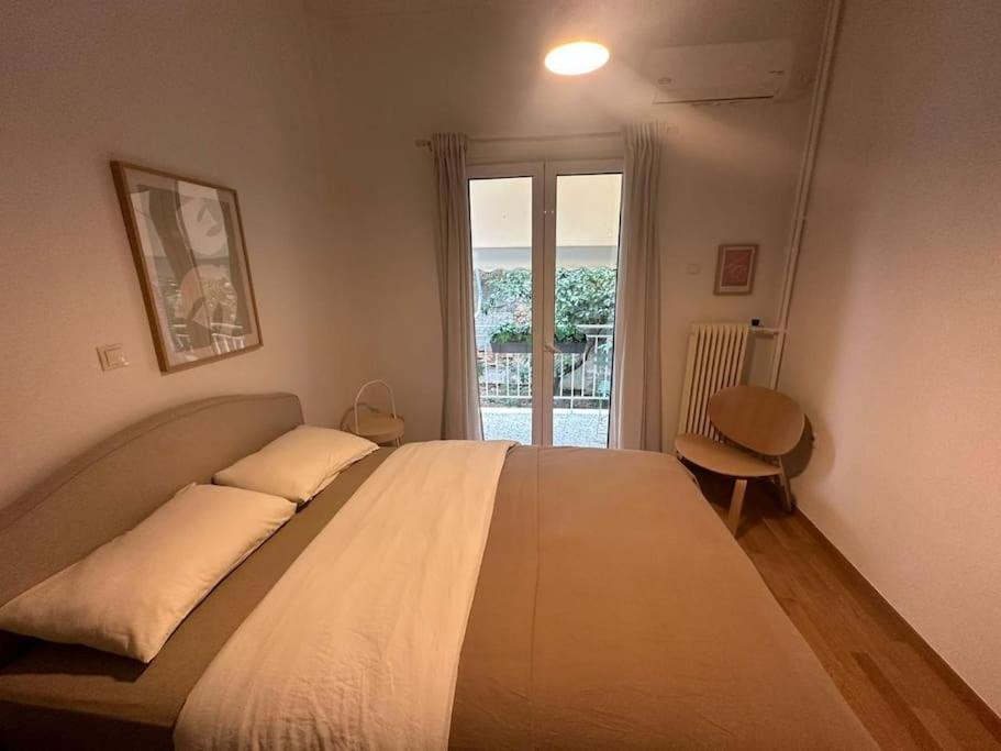 Spacious Stulish 2 Bd Flat Apartment *